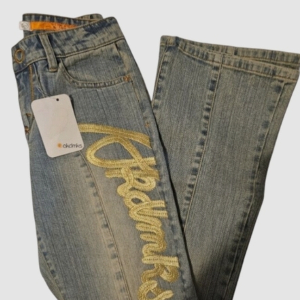 Akademiks Women’s Light Blue Straight Leg Jeans with Gold Script